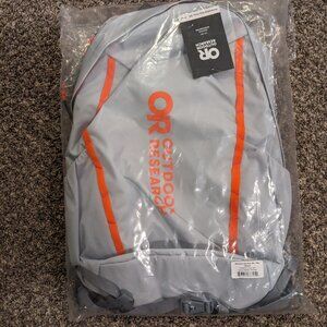 -NEW- Adrenaline Day Pack 20L / Titanium - OUTDOOR RESEARCH - OR DAYPACK Hiking